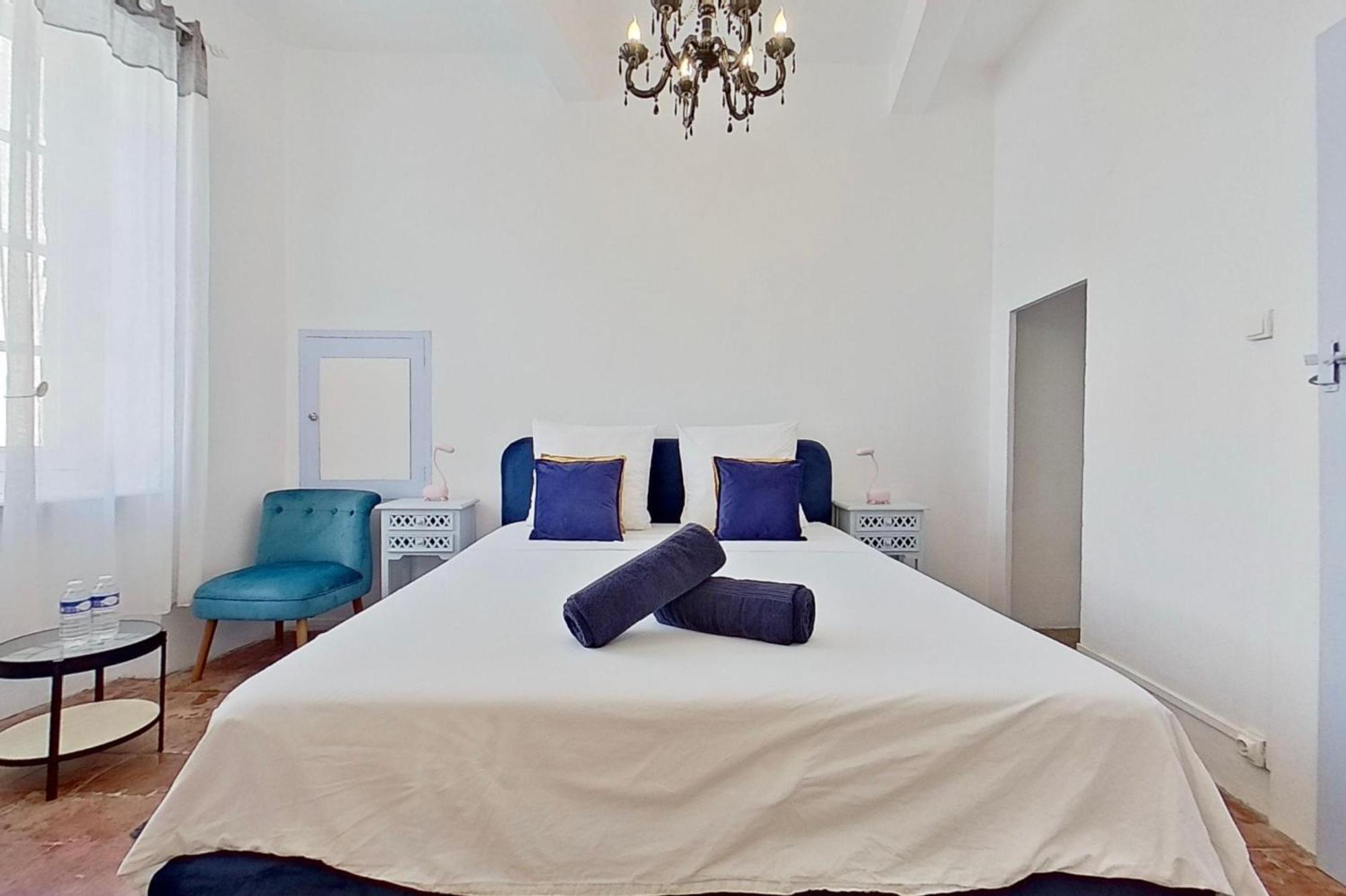 Les 2 Droles D'Oiseaux Bed and Breakfast Luc-sur-Orbieu Eksteriør billede
