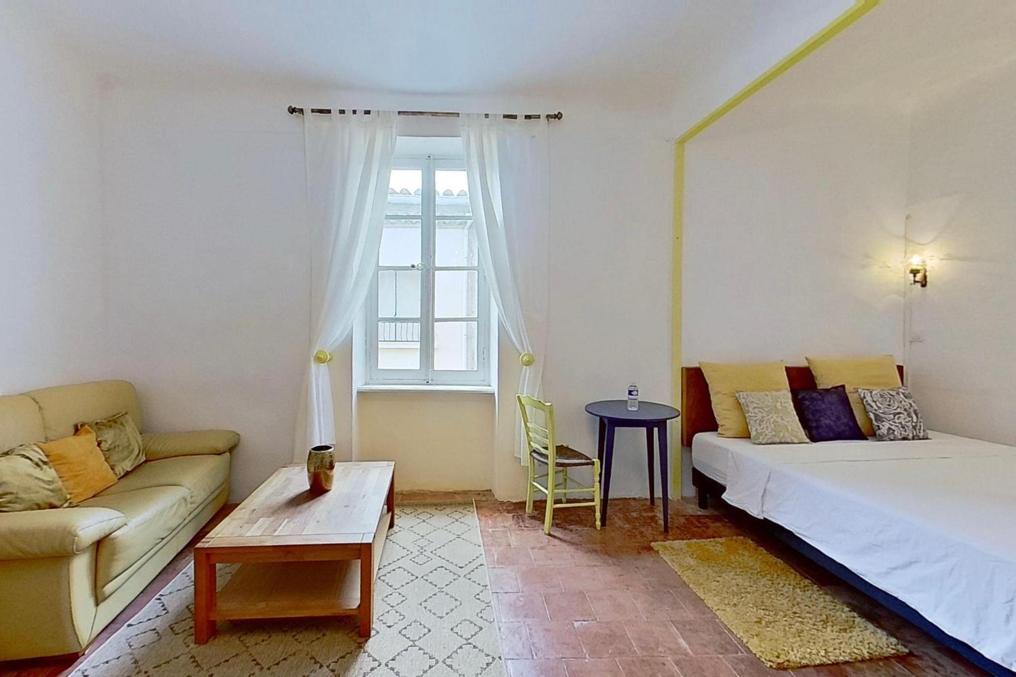 Les 2 Droles D'Oiseaux Bed and Breakfast Luc-sur-Orbieu Eksteriør billede