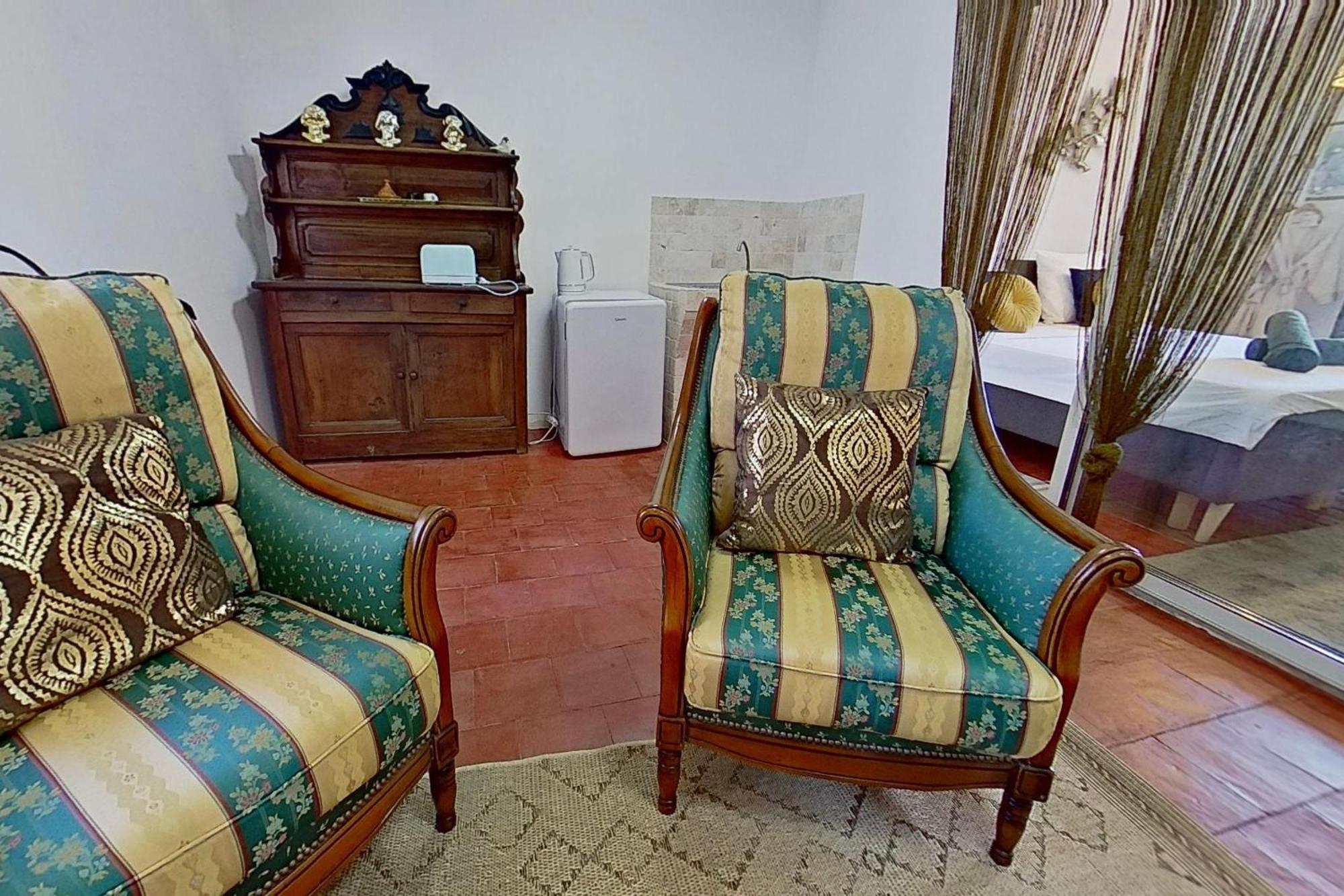 Les 2 Droles D'Oiseaux Bed and Breakfast Luc-sur-Orbieu Eksteriør billede