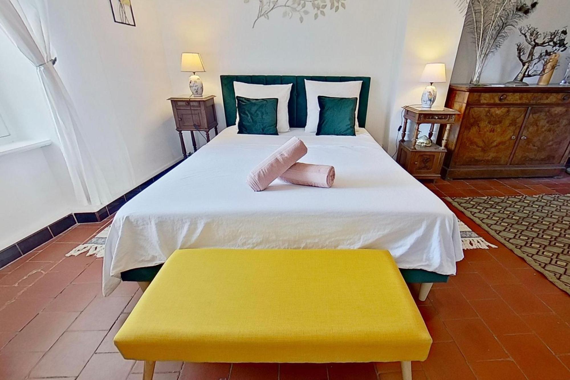 Les 2 Droles D'Oiseaux Bed and Breakfast Luc-sur-Orbieu Eksteriør billede